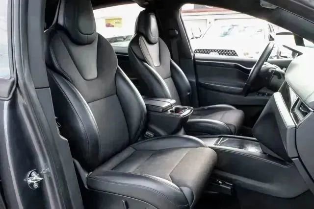 Used 2018 Tesla Model X 100D AWD/4WD image 40