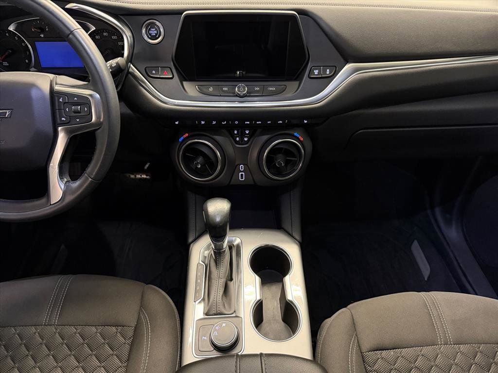 Used 2020 Chevrolet Blazer LT image 16