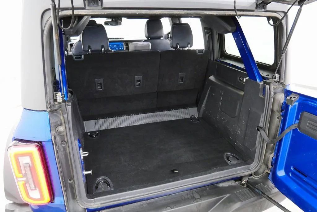 Used 2021 Ford Bronco First Edition AWD/4WD image 37