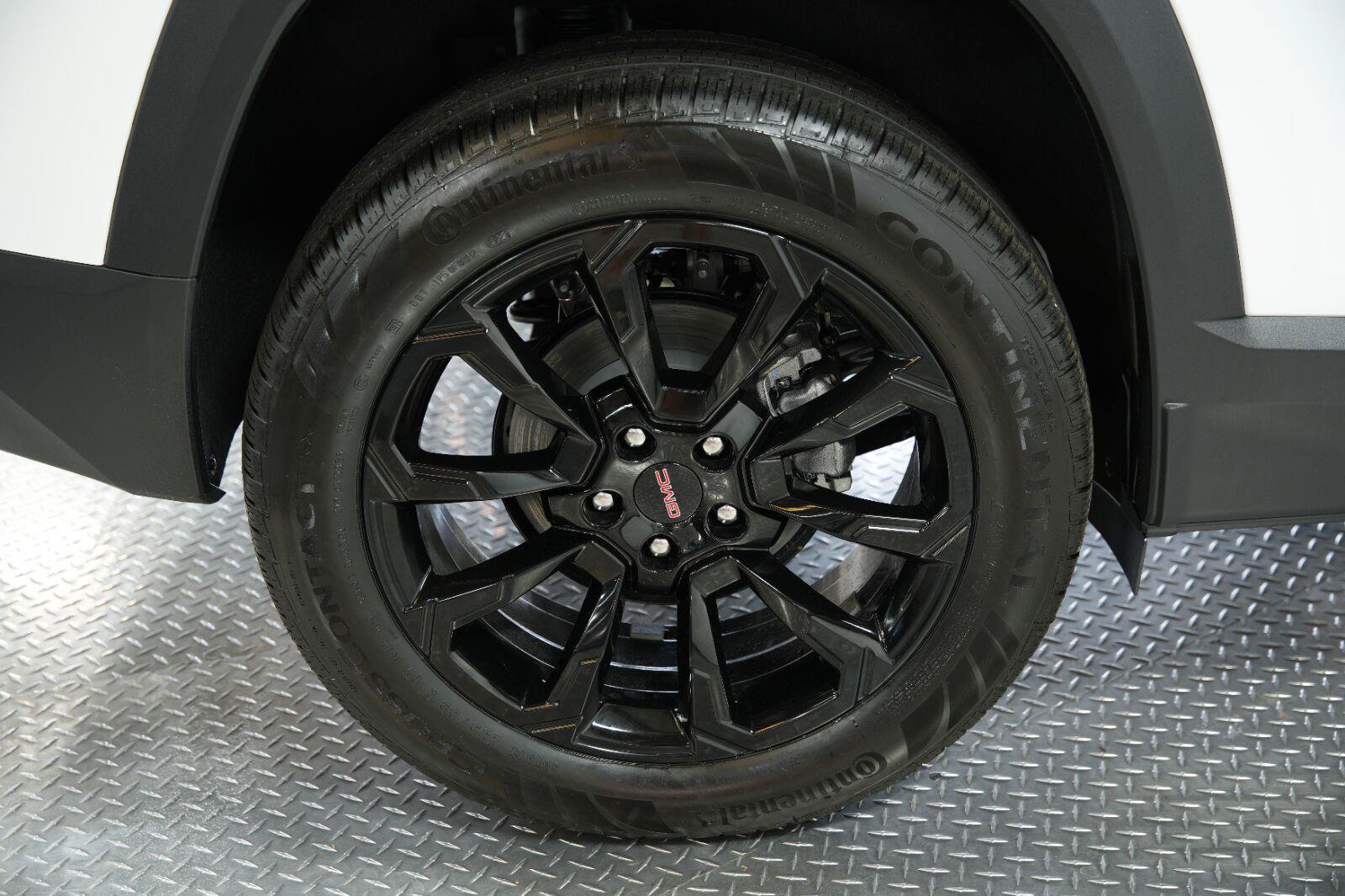 New 2027 GMC Terrain Elevation w/ Black Edition FWD image 20