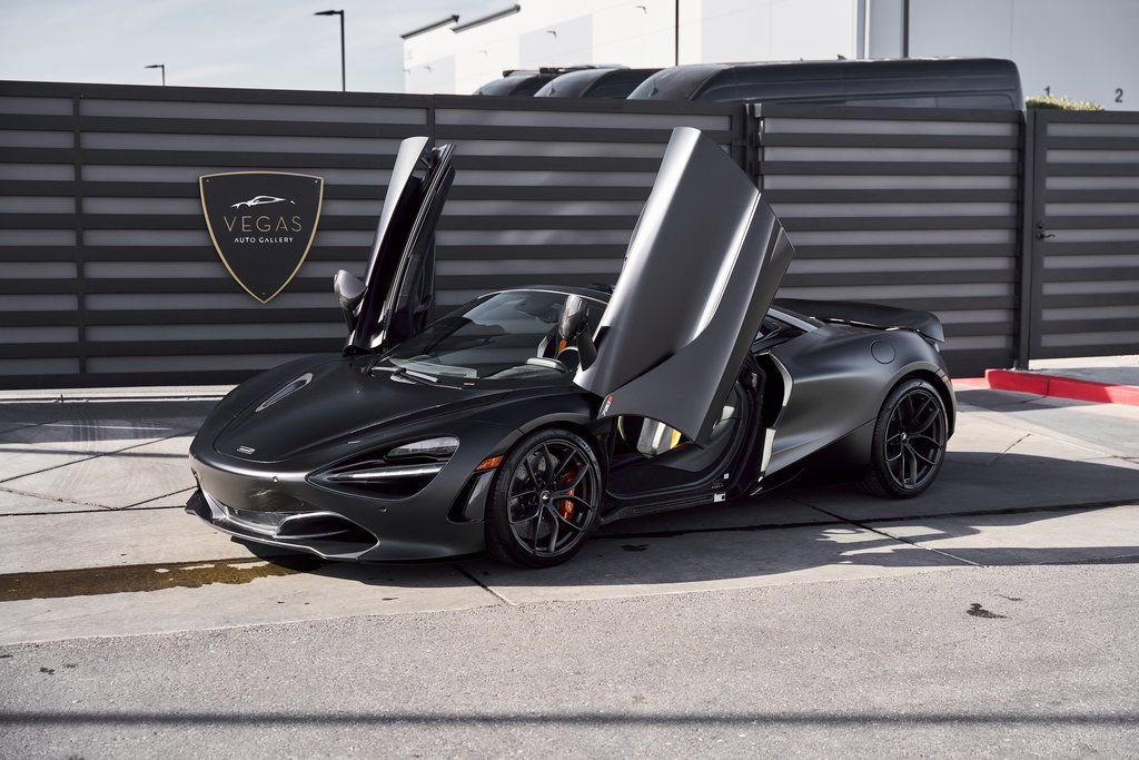 Used 2020 McLaren 720S Spider image 16