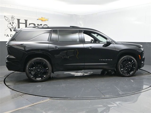 New 2025 Chevrolet Traverse High Country w/ LPO, Floor Liner Package image 16