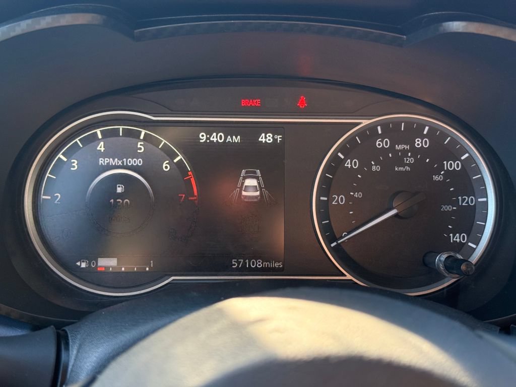 Used 2023 Nissan Versa SV FWD image 28