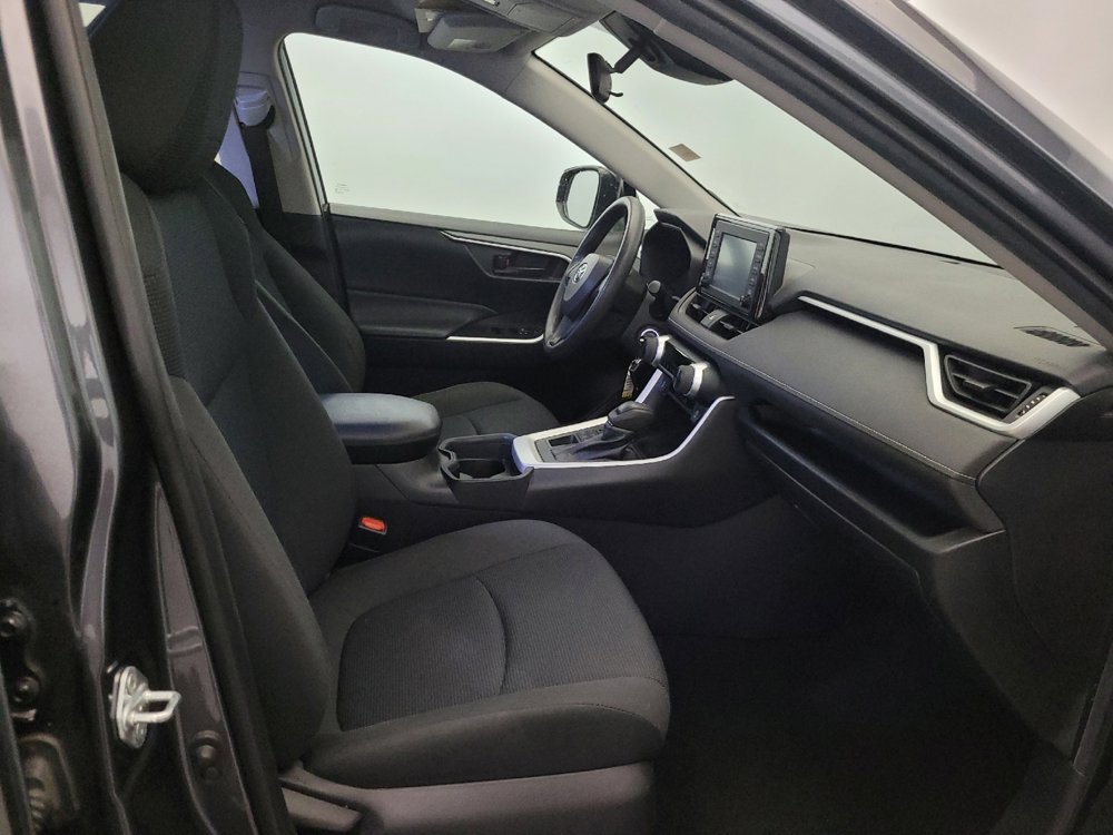 Used 2019 Toyota RAV4 LE AWD/4WD image 21