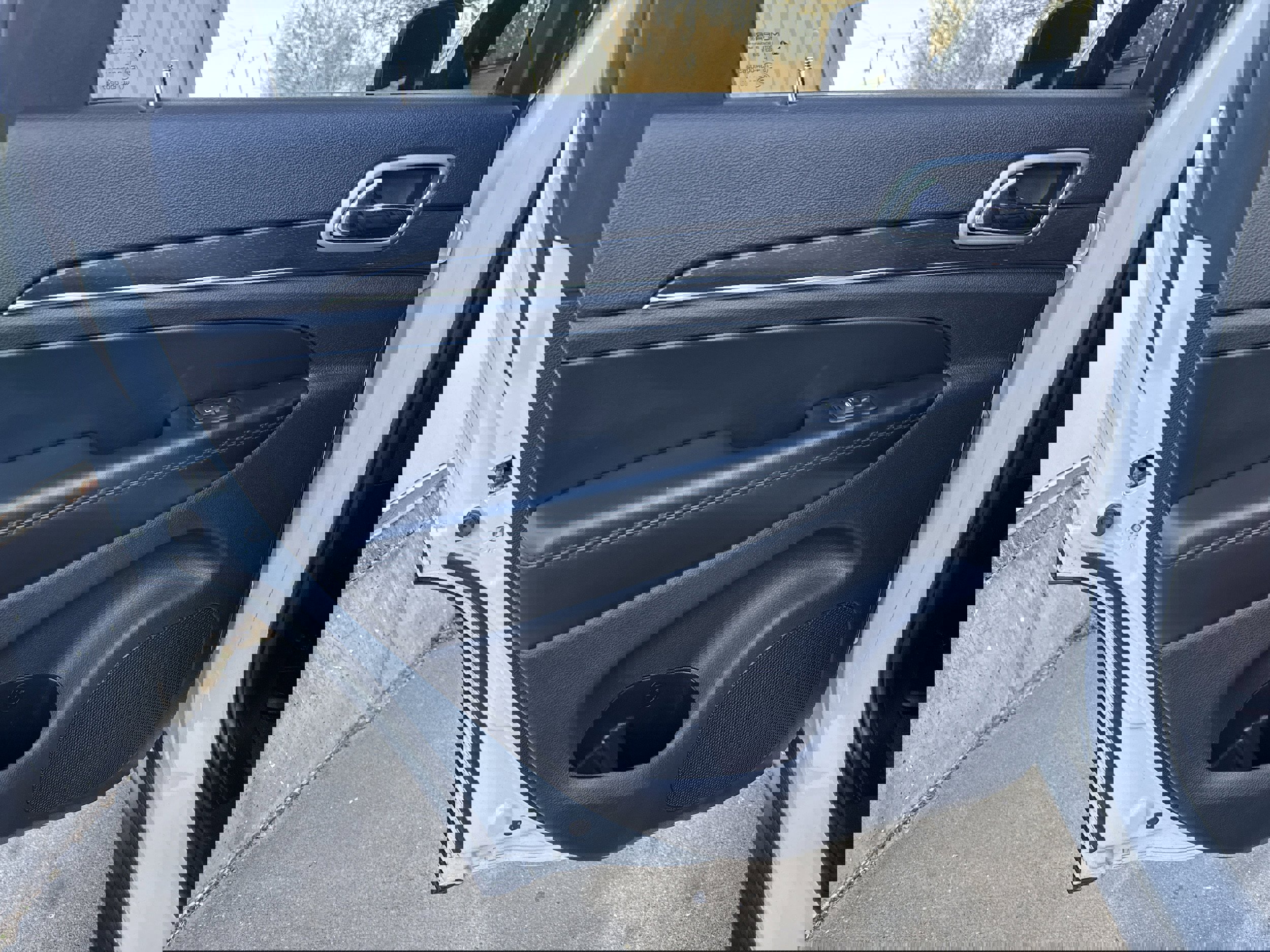 Used 2018 Jeep Grand Cherokee Limited image 12