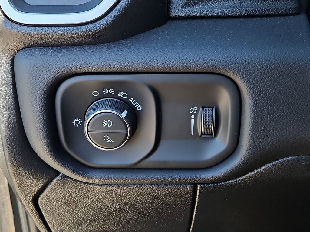 New 2026 RAM 2500 Lone Star AWD/4WD image 23