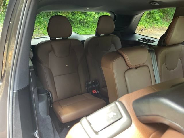 Certified 2024 Volvo XC90 B5 Plus AWD/4WD image 16