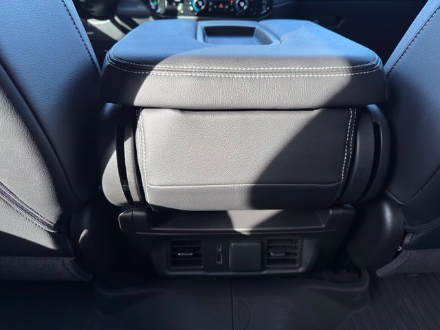 Used 2026 Chevrolet Silverado 1500 LT AWD/4WD image 9