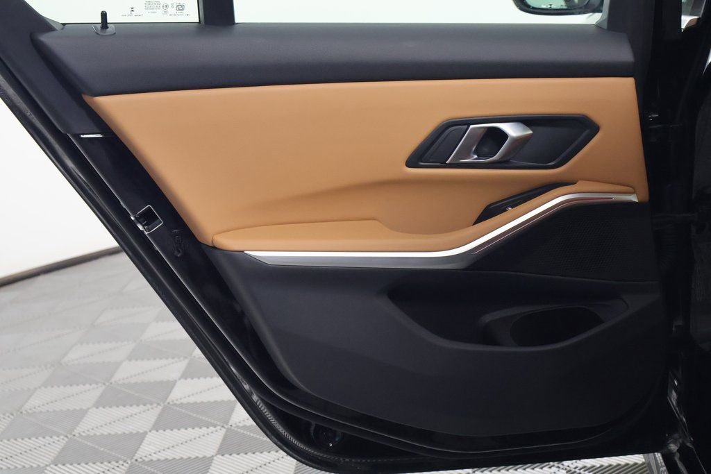 Used 2025 BMW 330i Sedan w/ Convenience Package image 13