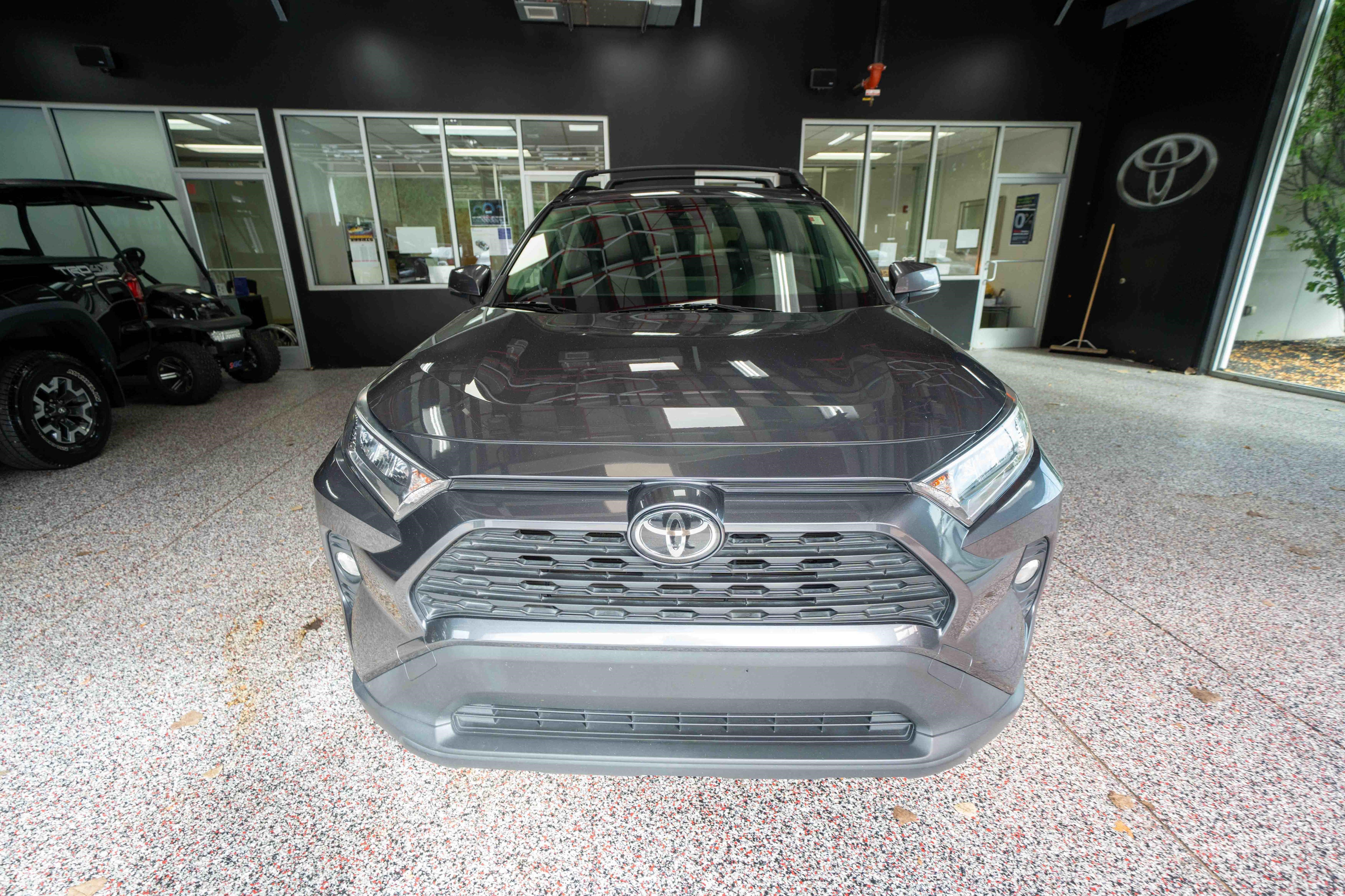 Used 2019 Toyota RAV4 XLE Premium w/ All Weather Liner Package AWD/4WD image 6