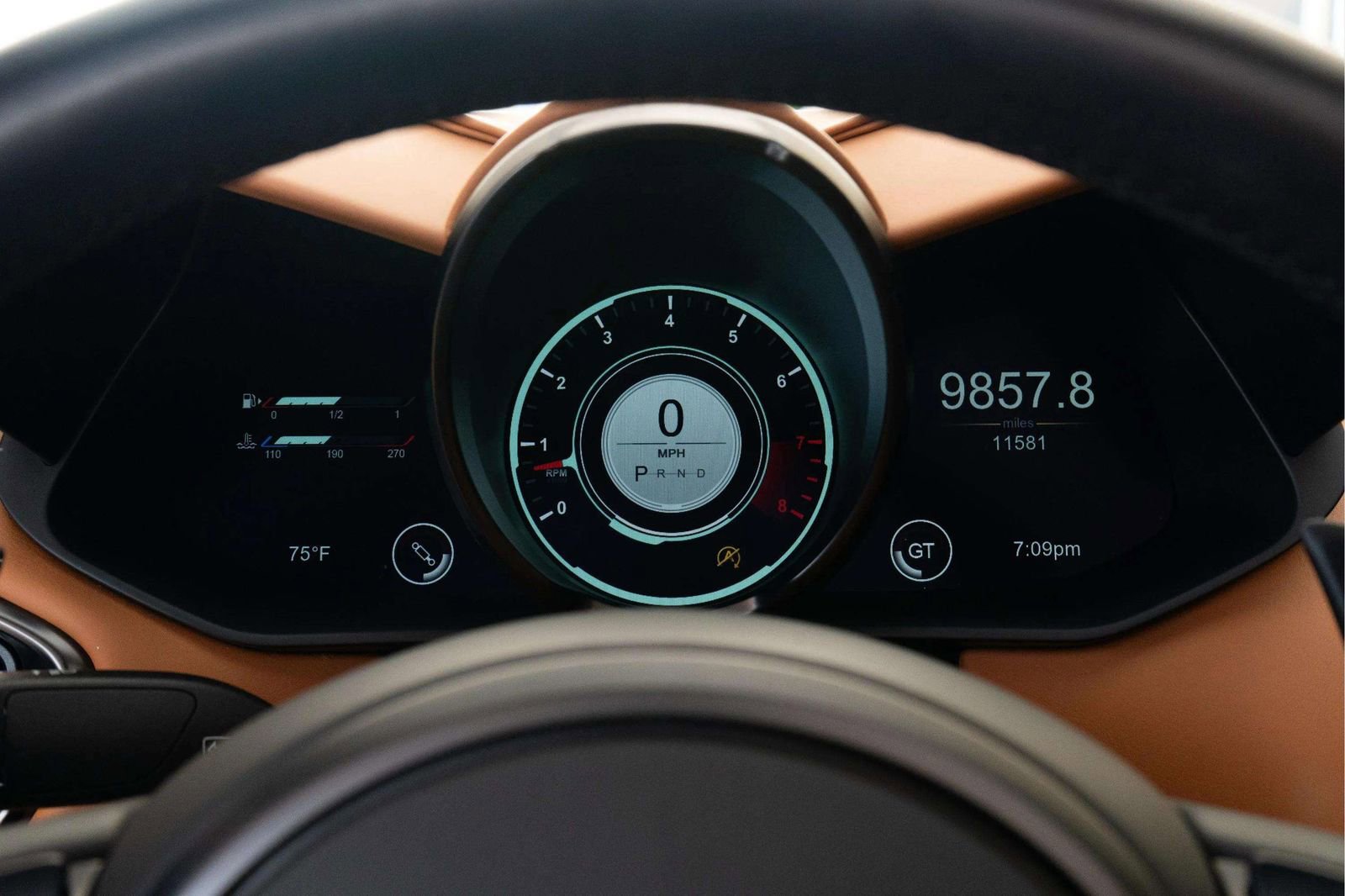 Used 2021 Aston Martin DBS Superleggera Volante image 38