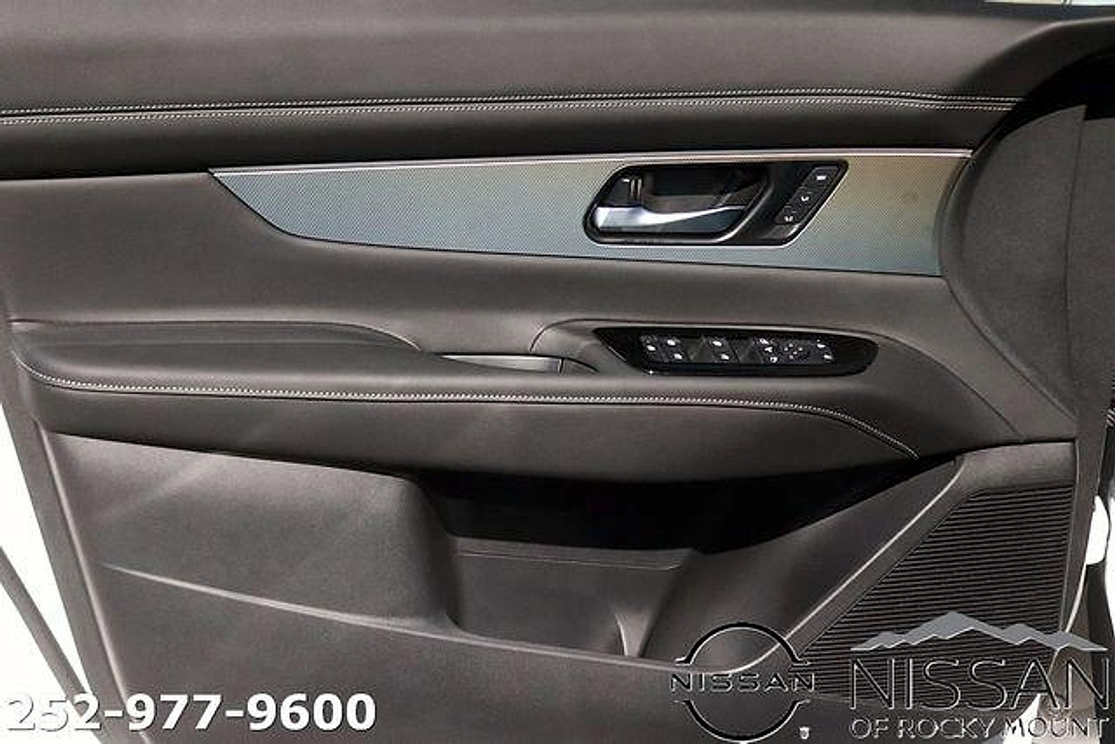 New 2026 Nissan Murano Platinum w/ Cargo Package AWD/4WD image 10