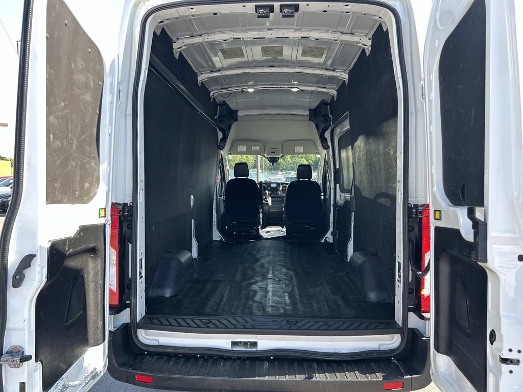 Used 2023 Ford Transit 250 148 High Roof w/ Load Area Protection Package RWD image 17