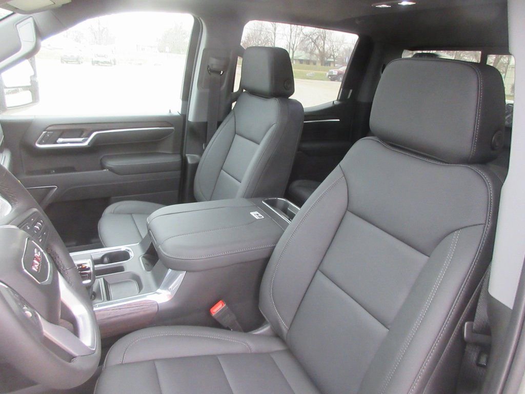 New 2026 GMC Sierra 1500 SLT w/ SLT Premium Plus Package image 14