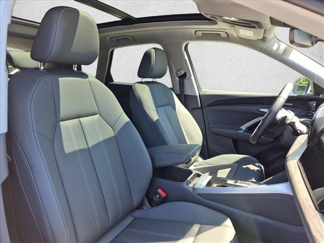 Certified 2025 Audi Q5 Premium w/ Premium Plus AWD/4WD image 22