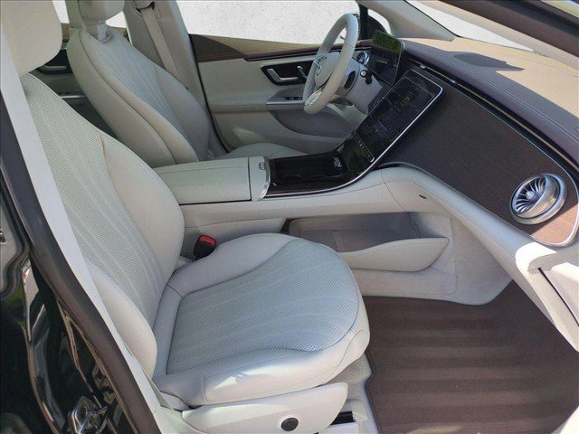 Certified 2023 Mercedes-Benz EQE 500 4MATIC Sedan image 23