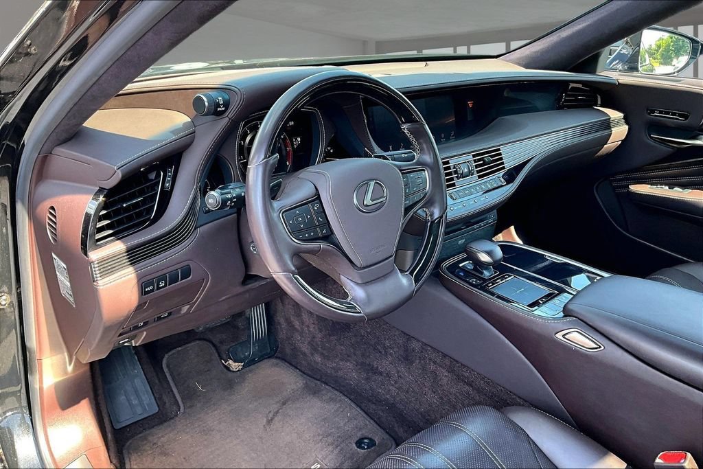 Used 2018 Lexus LS 500 w/ Luxury Package RWD image 14
