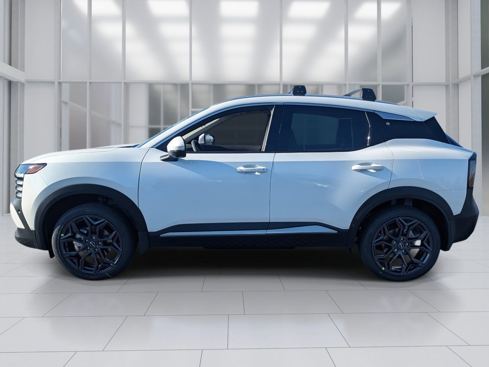 New 2025 Nissan Kicks SR image 2