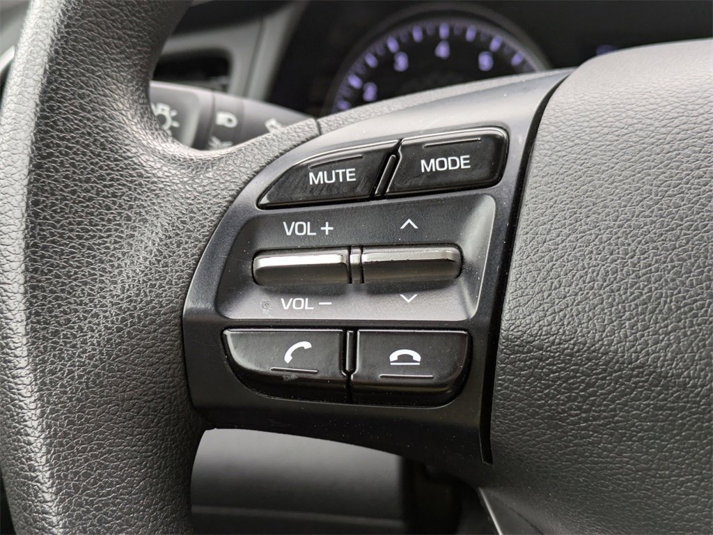 Used 2019 Hyundai Elantra SE w/ Cargo Package image 32