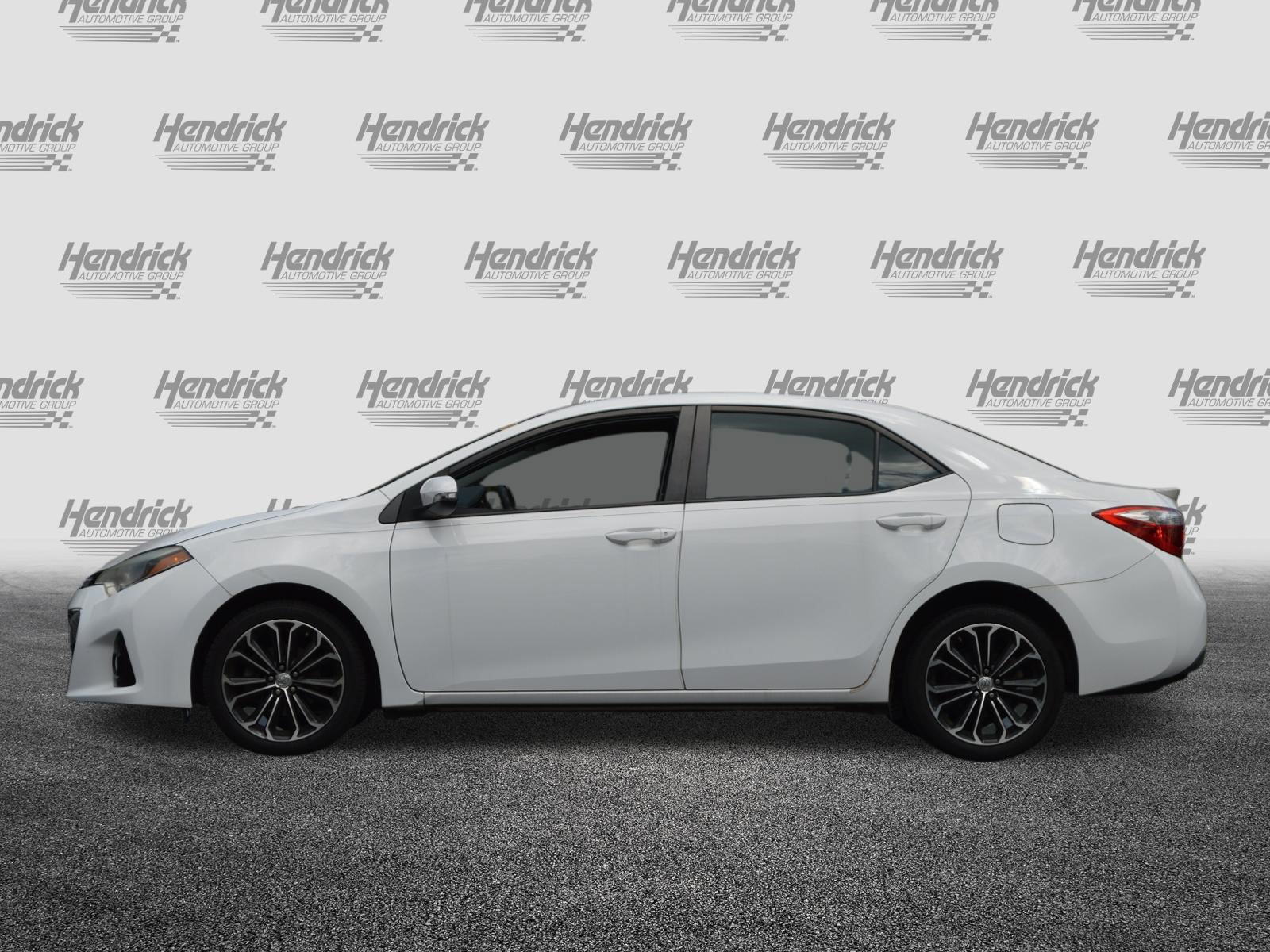 Used 2015 Toyota Corolla S FWD image 8