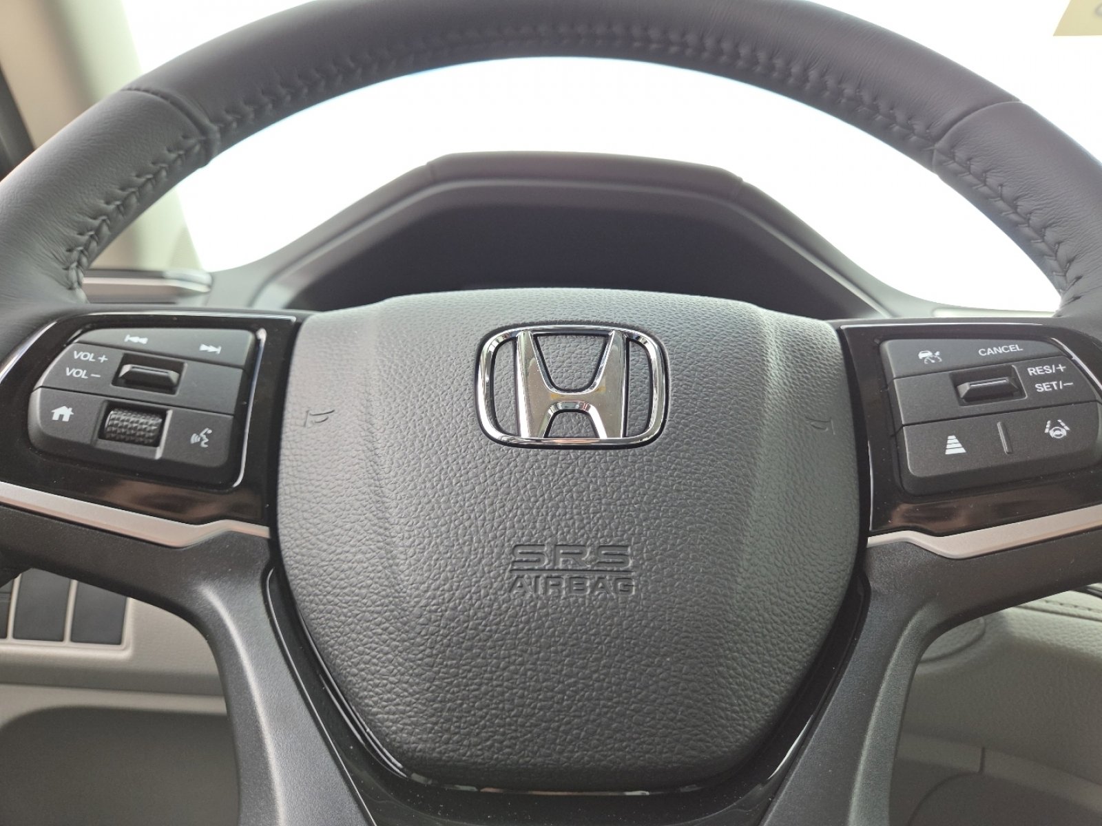 New 2026 Honda Odyssey Touring image 28