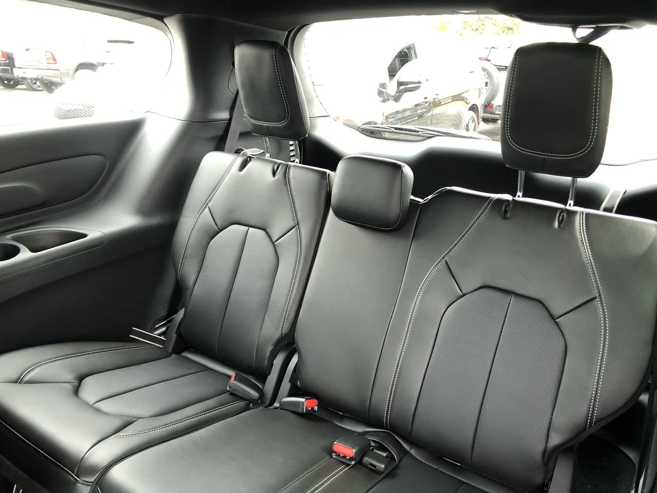 New 2026 Chrysler Pacifica Select image 20