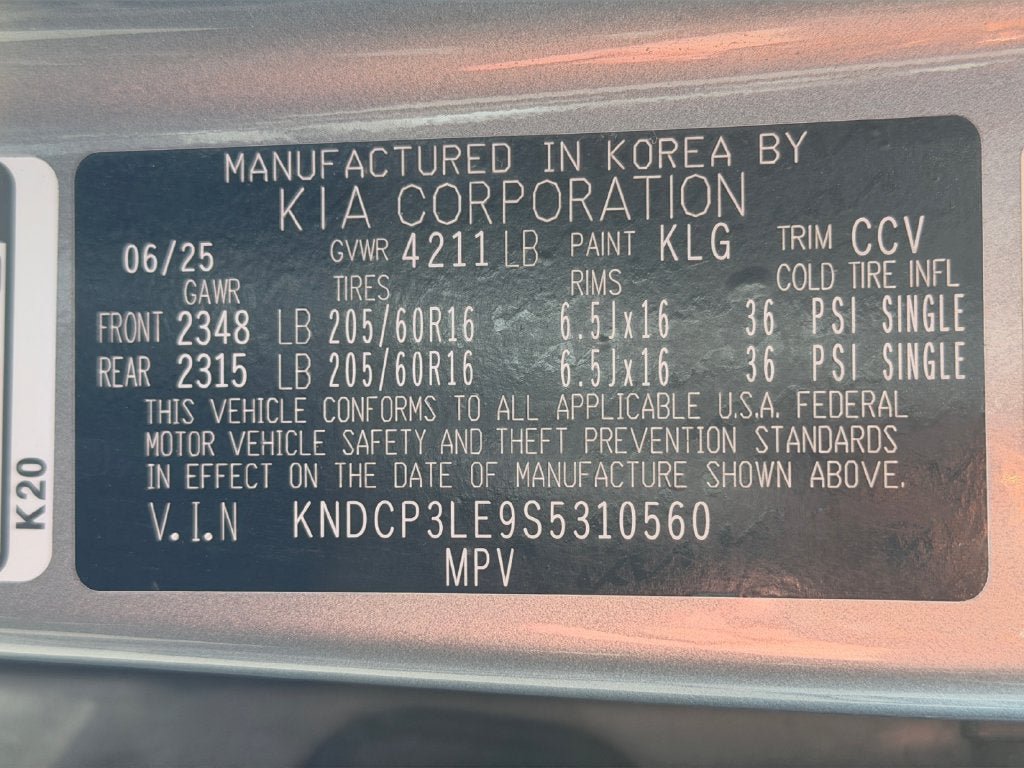 Used 2025 Kia Niro LX FWD image 36
