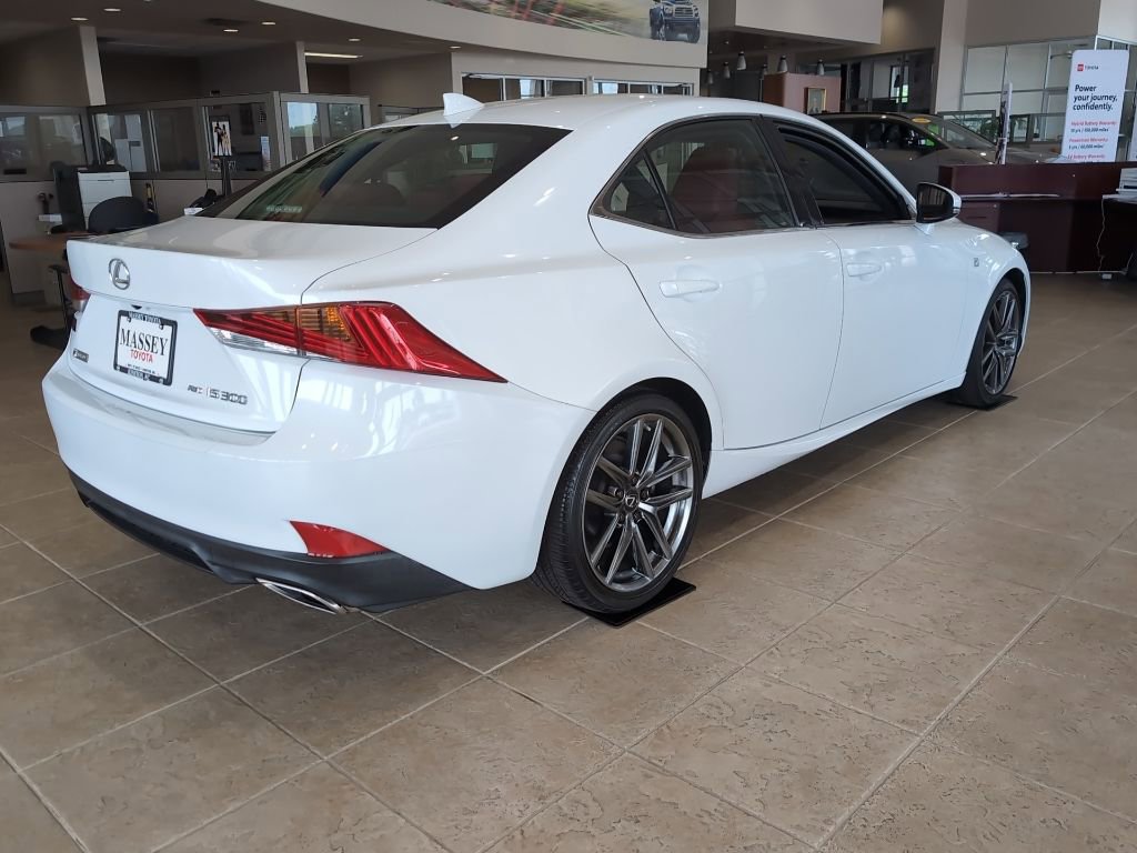 Used 2019 Lexus IS 300 F Sport w/ F Sport Package AWD/4WD image 4
