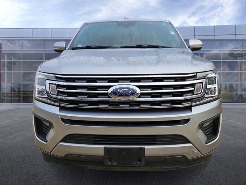 Used 2020 Ford Expedition XLT w/ Equipment Group 202A image 3