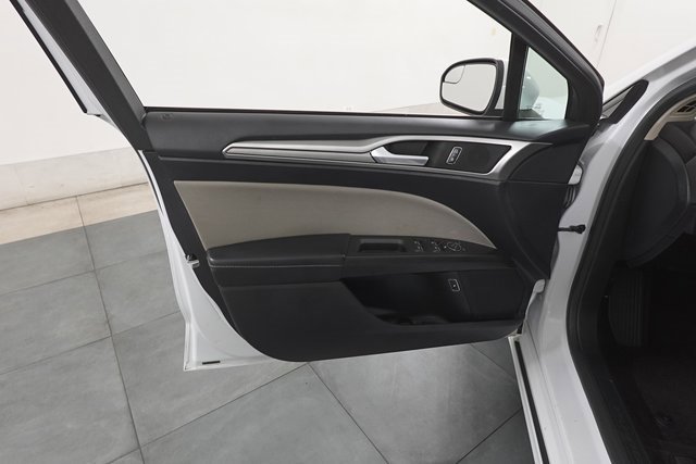 Used 2018 Ford Fusion S image 11