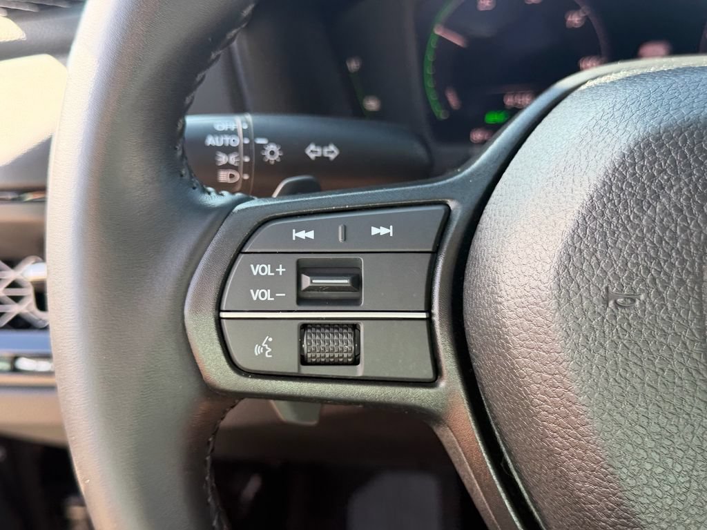 Used 2024 Honda Accord EX-L image 21