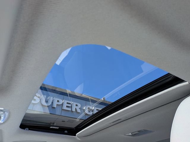 Used 2025 Hyundai Elantra Limited image 28