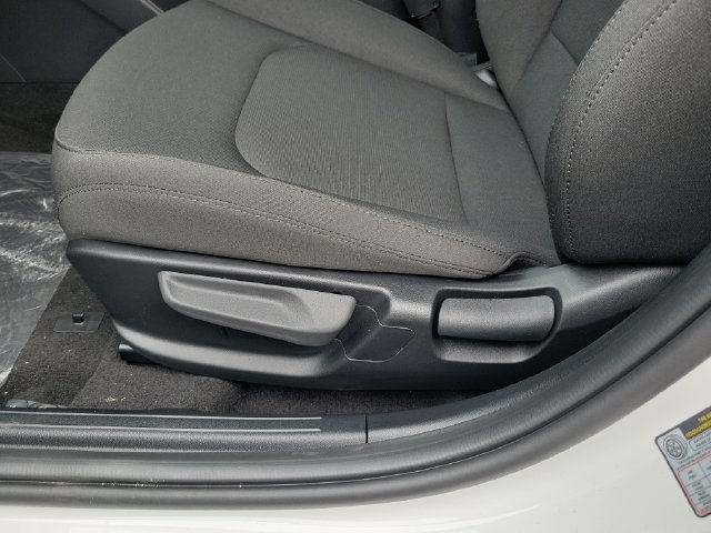New 2026 Kia K4 FWD image 13