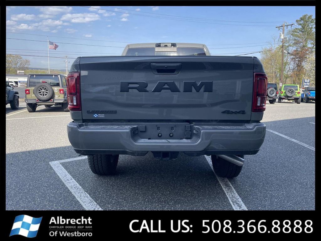 New 2026 RAM 2500 Laramie AWD/4WD image 4