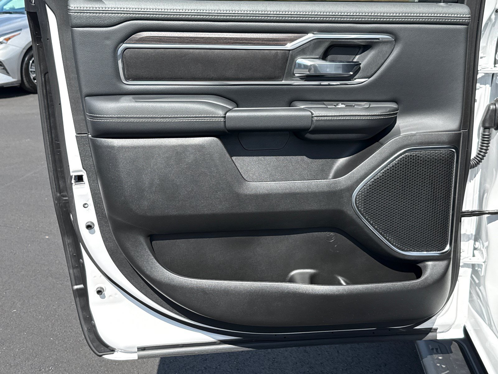 New 2027 RAM 1500 Laramie w/ Night Edition AWD/4WD image 21