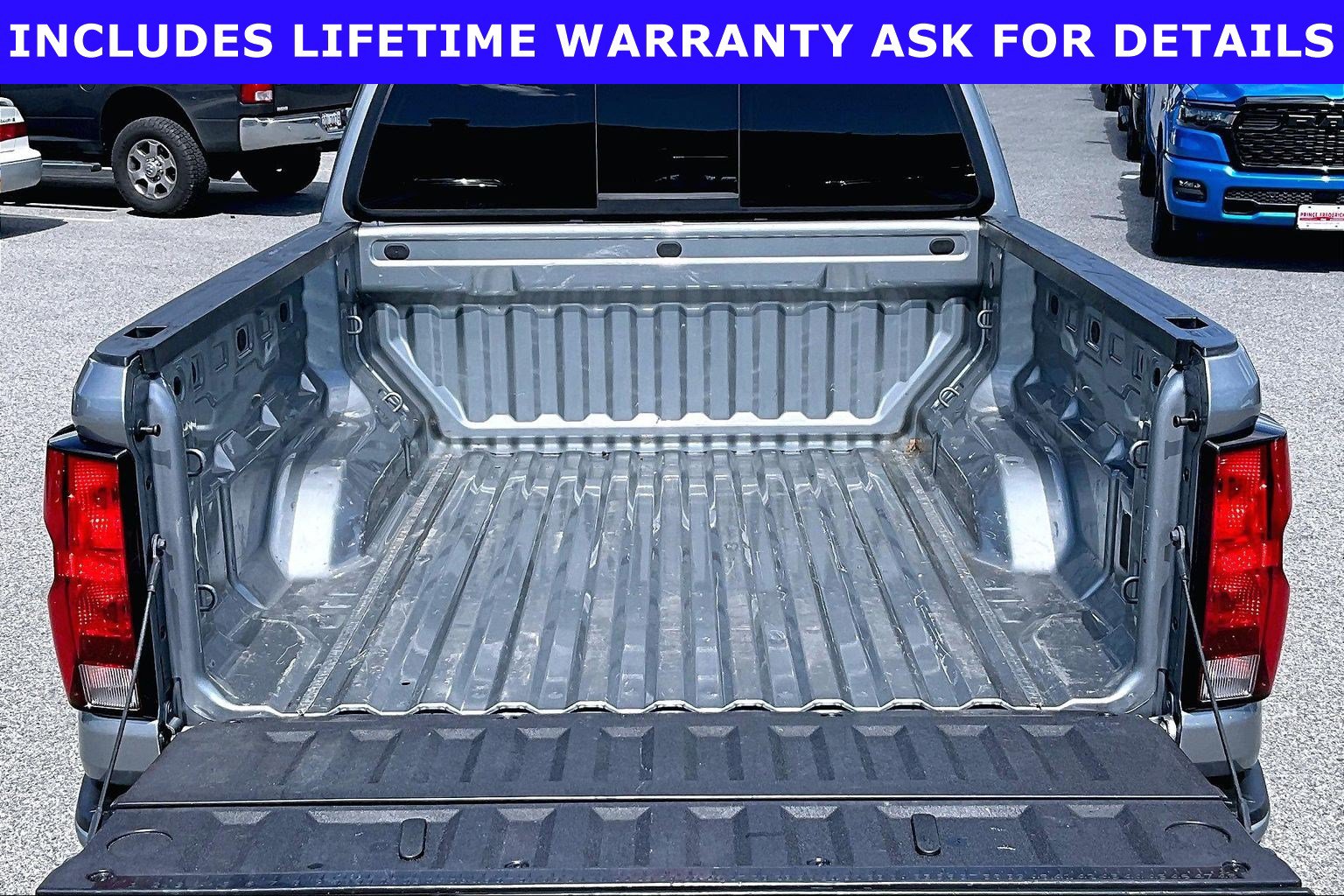 Used 2023 Chevrolet Colorado LT w/ LT Convenience Package AWD/4WD image 28