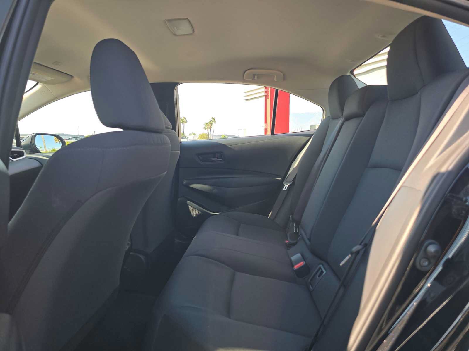 Used 2025 Toyota Corolla LE FWD image 16