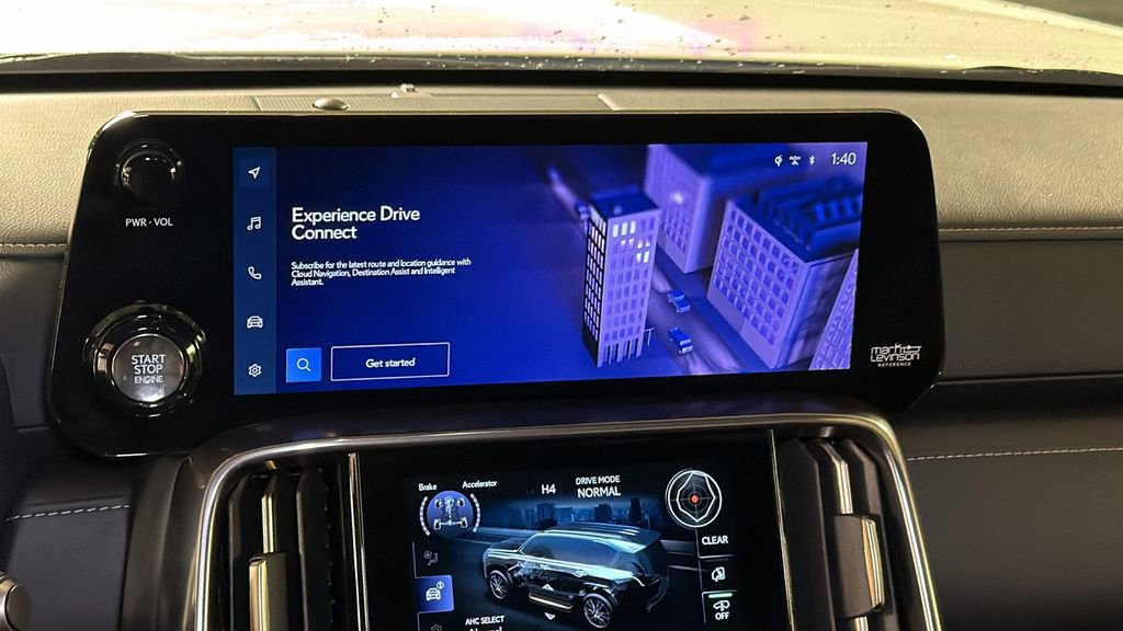 Used 2024 Lexus LX 600 4WD w/ Appearance Package image 23