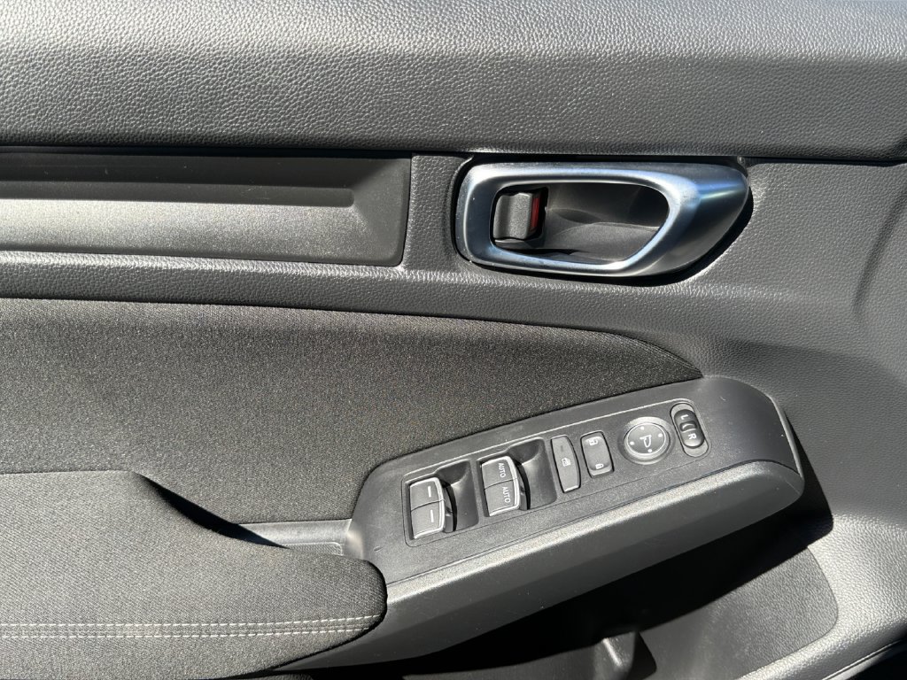 Used 2022 Honda Civic Sport image 11