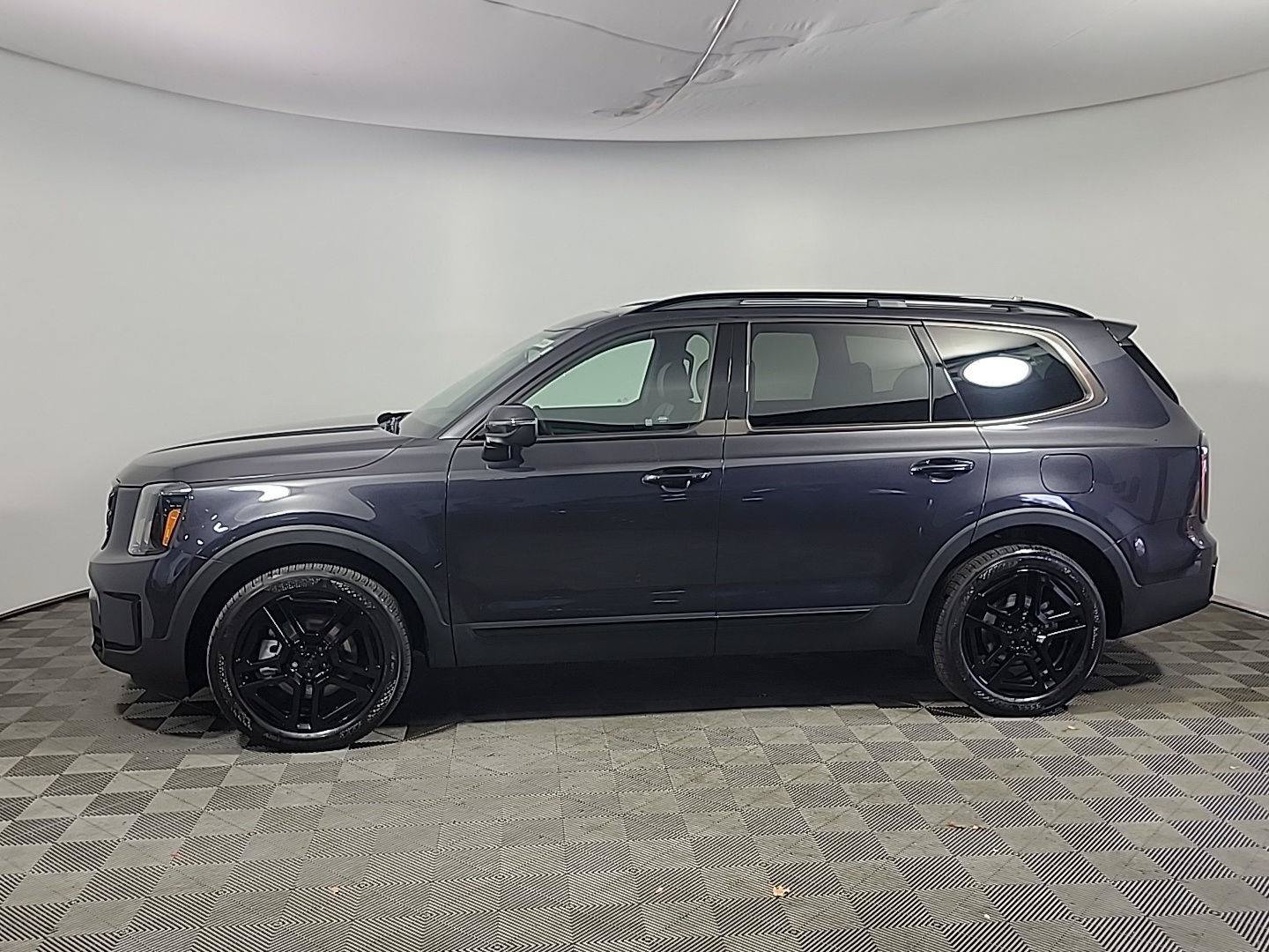 Certified 2025 Kia Telluride EX X-Line AWD/4WD image 11