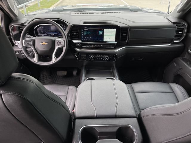 Used 2025 Chevrolet Silverado 2500 LTZ w/ LTZ Convenience Package image 10