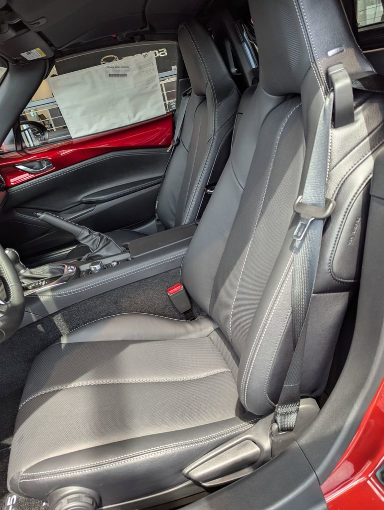 New 2025 MAZDA MX-5 Miata RF Grand Touring image 9