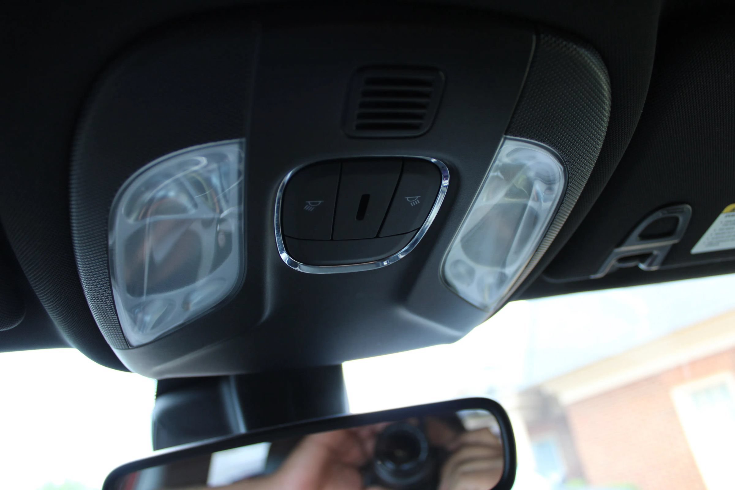 Used 2024 Jeep Compass Latitude AWD/4WD image 16