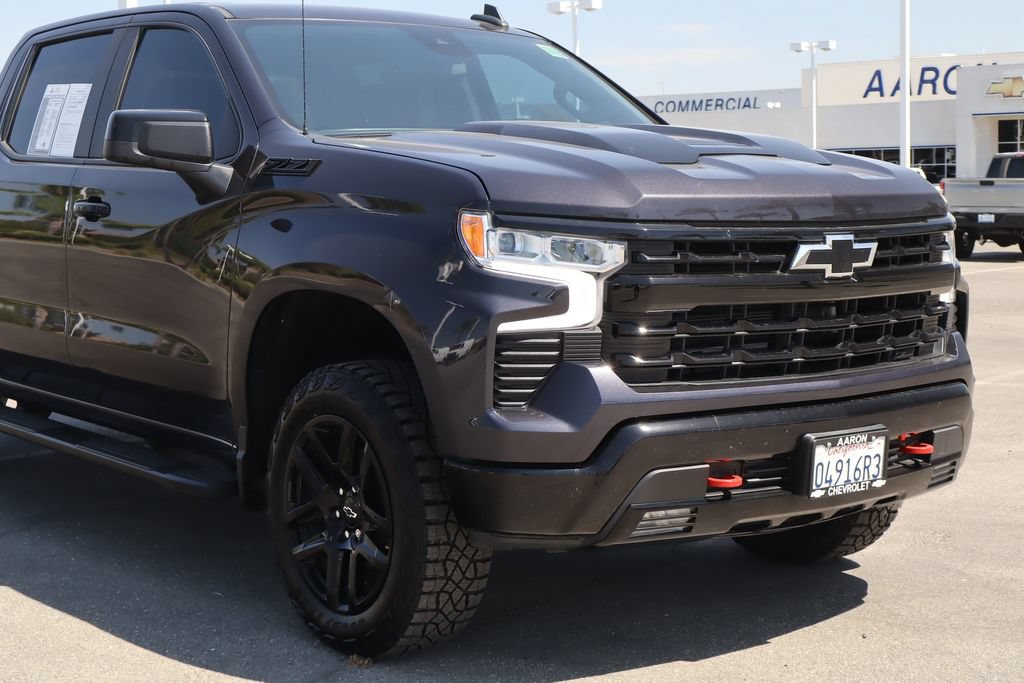 Used 2023 Chevrolet Silverado 1500 LT Trail Boss w/ LPO, Dark Essentials Package AWD/4WD image 9