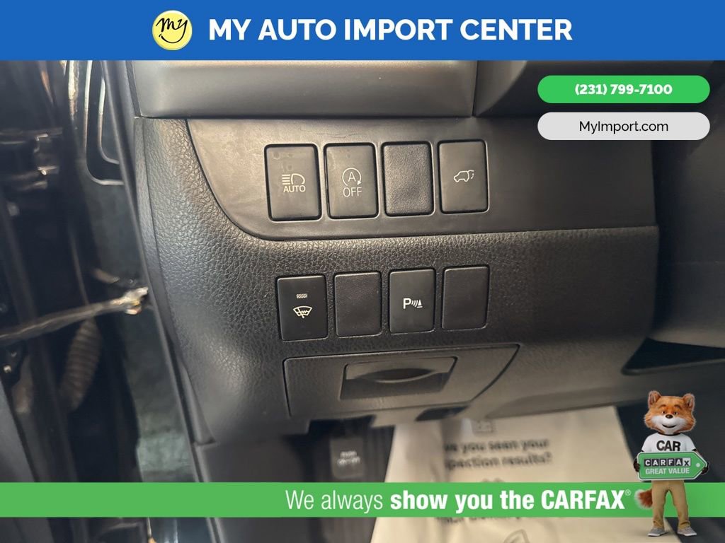 Used 2019 Toyota Highlander Limited AWD/4WD image 15