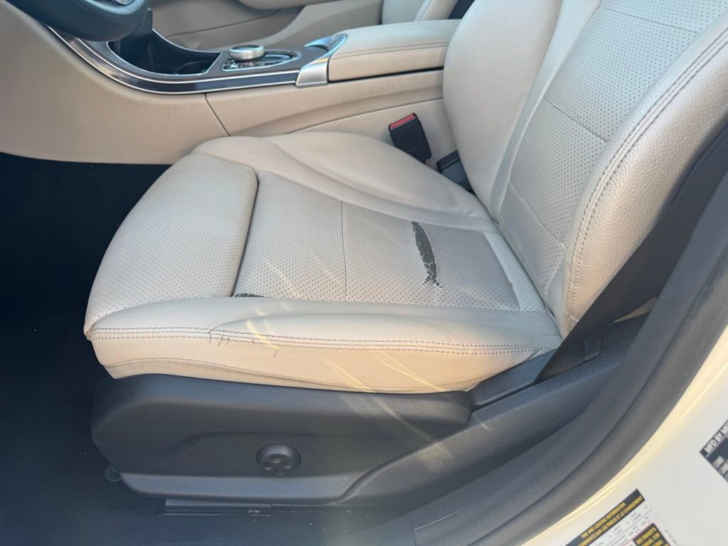 Used 2021 Mercedes-Benz C 300 4MATIC Sedan w/ Premium Package image 11