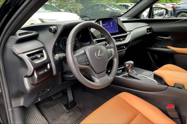 Certified 2024 Lexus UX 250h AWD w/ Premium Package image 17