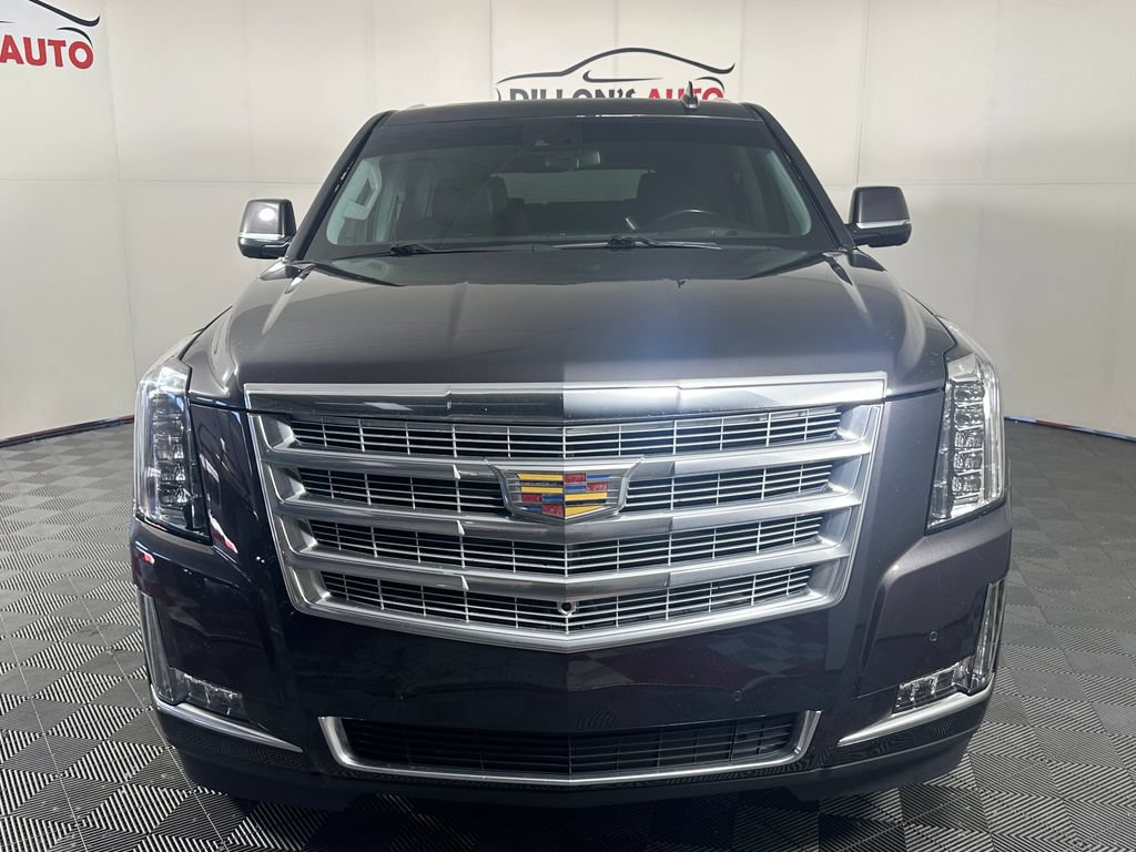 Used 2018 Cadillac Escalade Luxury w/ LPO, Radiant Package AWD/4WD image 13