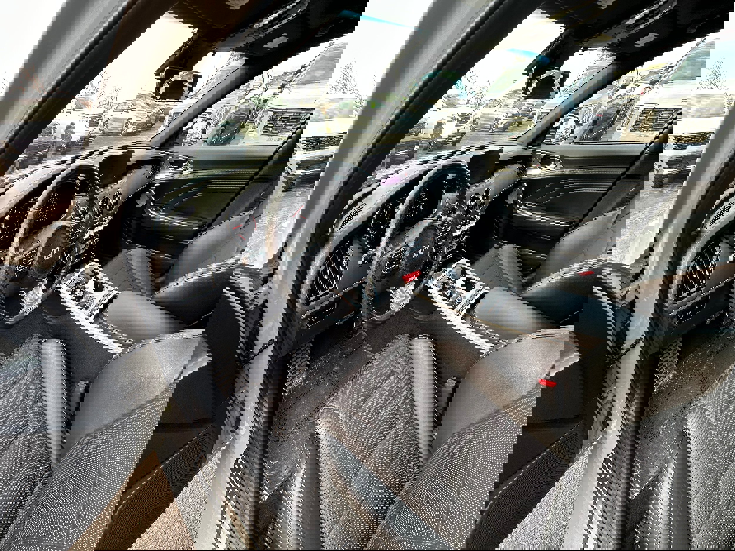 Used 2023 Kia Stinger GT2 image 33