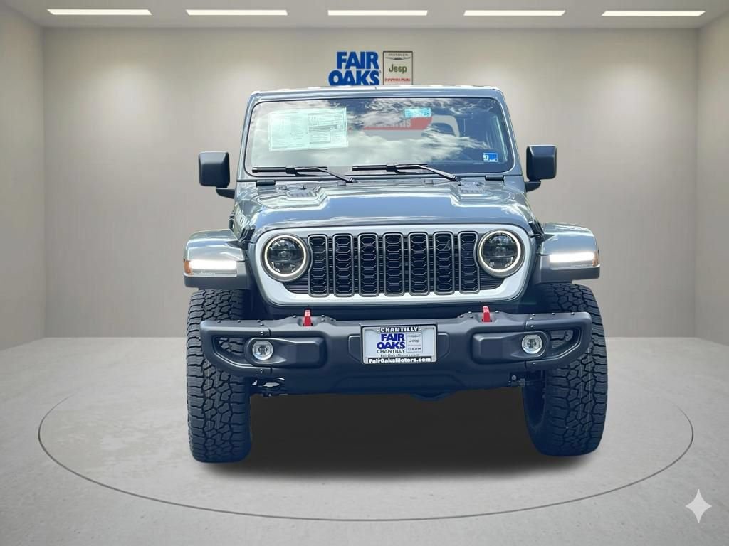 New 2026 Jeep Gladiator Rubicon w/ Whitecap Package AWD/4WD video 2